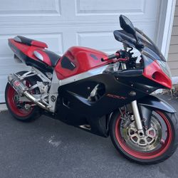 2002 Suzuki GSX-R 600
