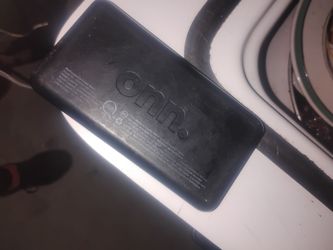 Onn 10,000 mah portable 2 in 1 wired power bank