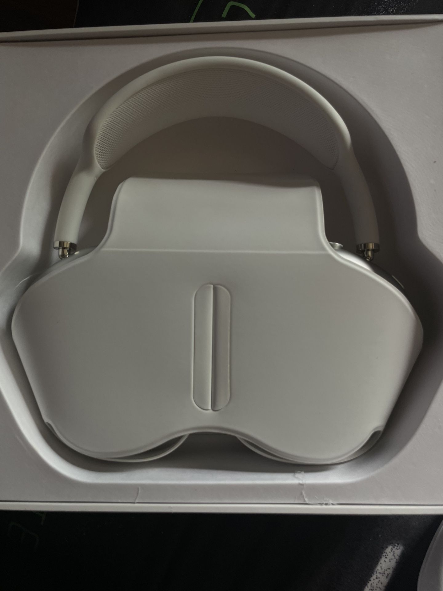 AirPods Max