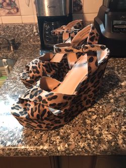 Woman’s dress shoes size 9 1/2