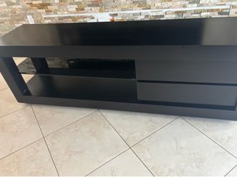 Tv stand  ( kendall)