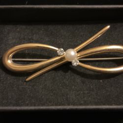 Gold Bow Tie Brooch With Rhinestones And a Pearl…by KREMENTZ 