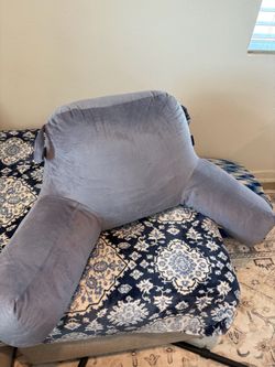 Back pillow