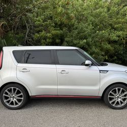 2018 KIA SOUL EXCLAIM *ONLY 112K MILES* WARRANTY *ONE OWNER* CLEAN FL  *ONLY 95,000 MILES  *ONE OWNER  CLEAN FLORIDA TITLE  BANK FINANCING  TRADES ACC