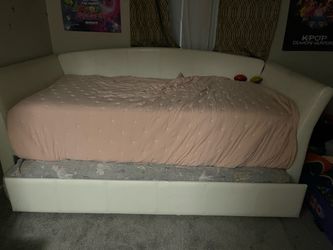 Bed. (Camas)