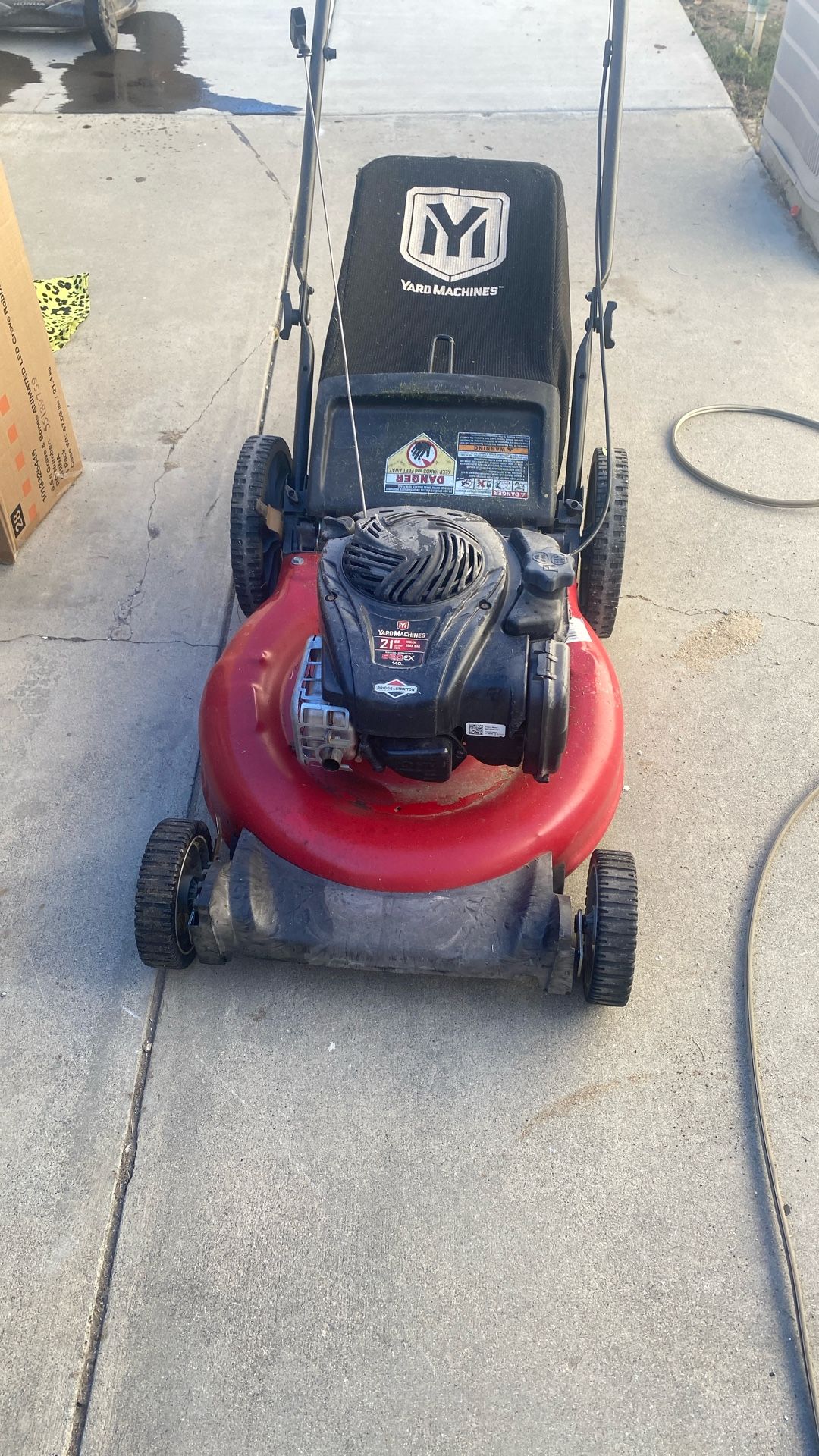Lawnmower Yard Machines 
