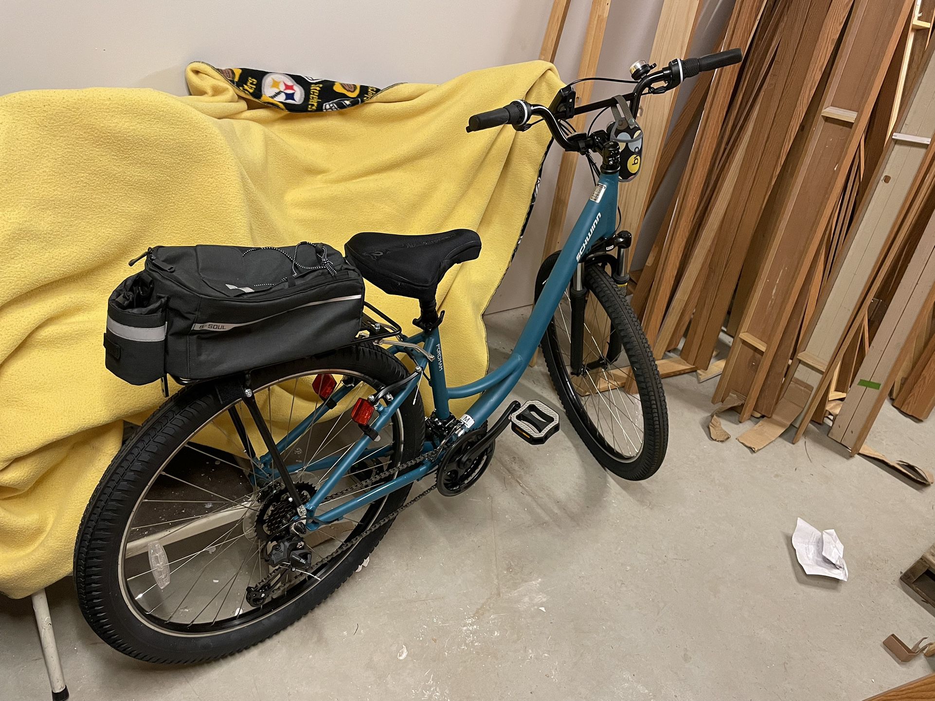 Schwinn Fordham Woman’s Bike Bicycle New Never Used