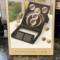NEW Studio Mercantile Retro Arcade Ball Collapsible Target Game Retails For  $ 5999
