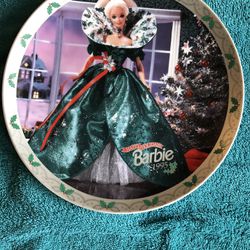Happy Holidays Barbie 1995 Plate