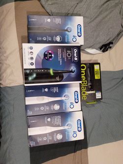 Oral-B iO Electric Toothbrush Bundle Lot