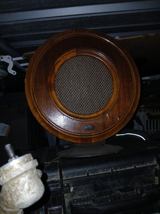 Vintage rola speaker