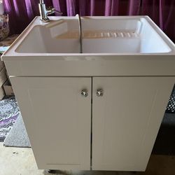 UTILITY SINK
