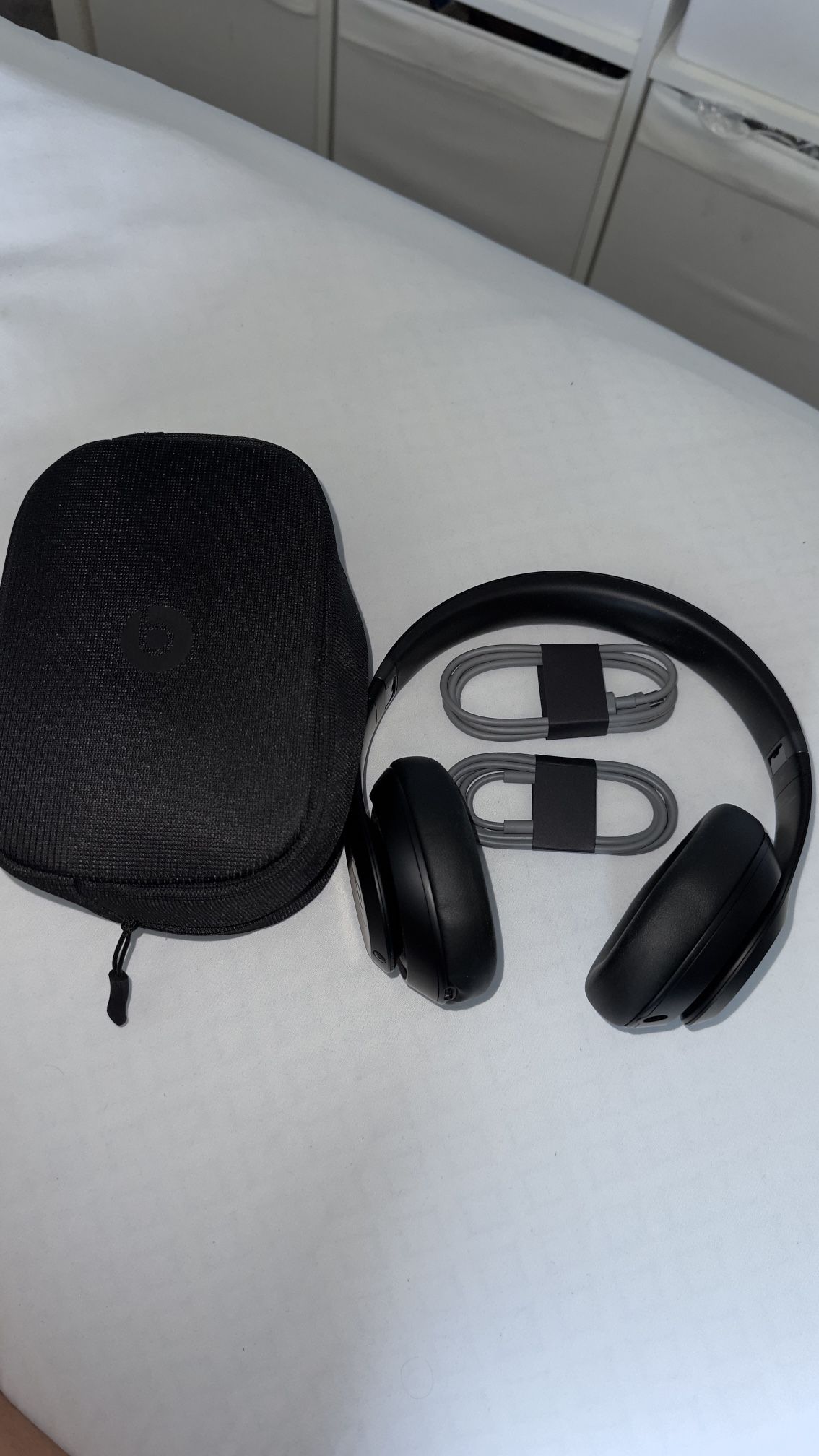 Beats Studio Pro