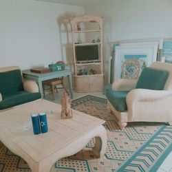 LIVING ROOM SET