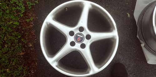 5 Original Saab Viggen Wheels Thumbnail