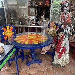 Table w/Glass Top & 4 Chairs