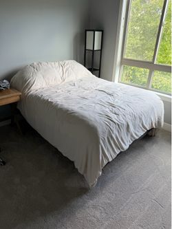 Adjustable queen size bed frame with mattress