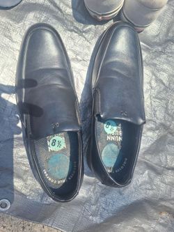 Mens Black dress shoes by Nunn Bush