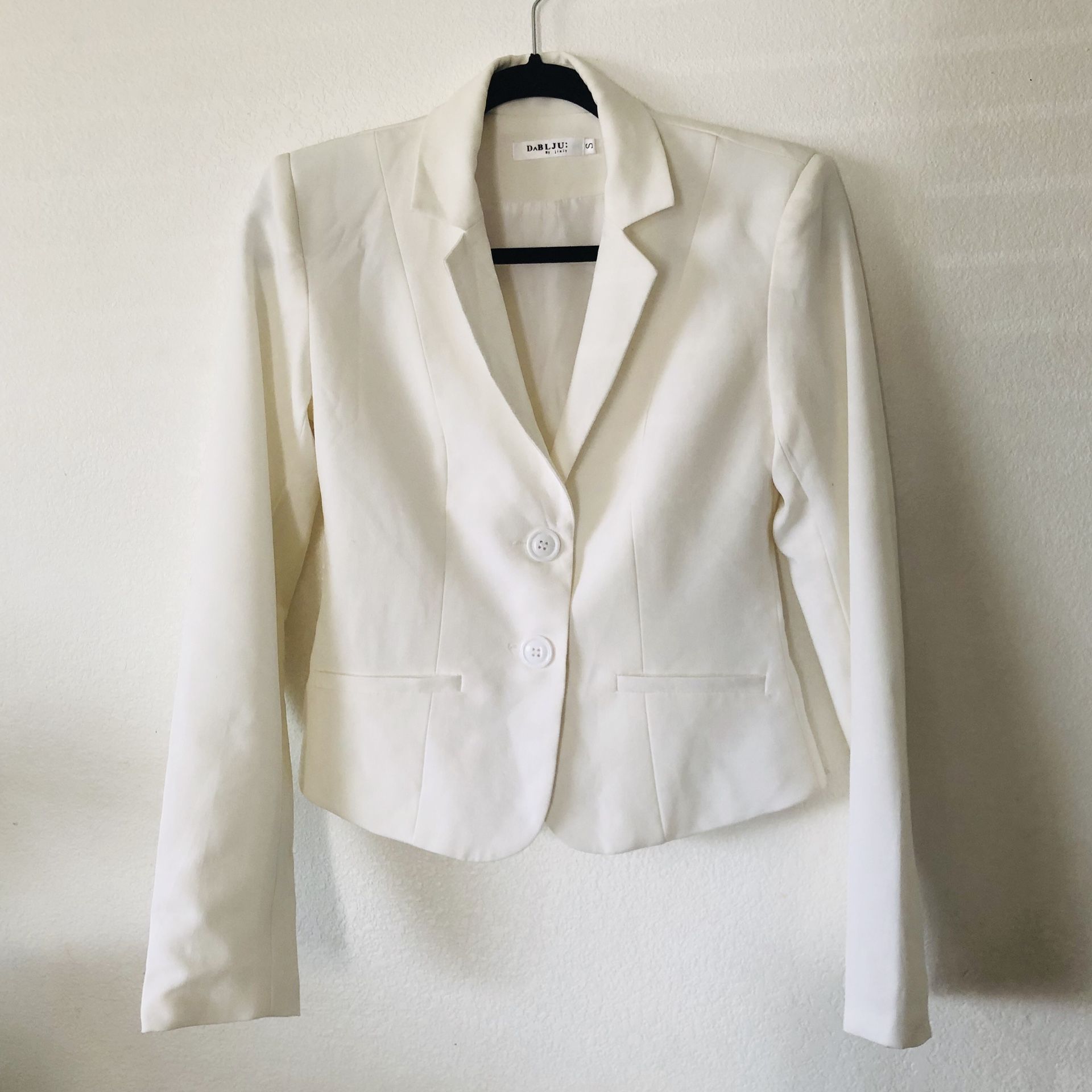 DABLJU By Jiniy White Suit Blazer Jacket
