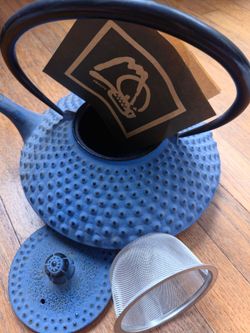 NEW AUTHENTIC Japanese Teapot $10