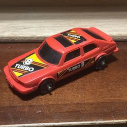 SAAB 900 Turbo Yellow & Ted Scale approx. 1/32