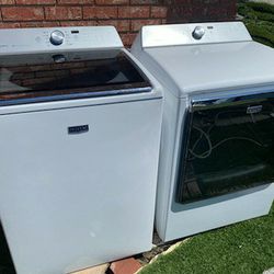 Maytag Bravos XL Electric Washer And Dryer Set 
