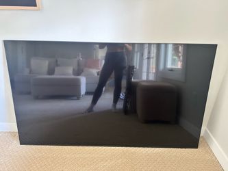 Samsung 65” Crystal UHD 4K Smart TV + Premium Swivel Wall Mount — Excellent Condition