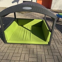 Bungalow outdoor for children