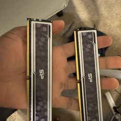 16gb Ram Sticks( Fully Functional And Works) 