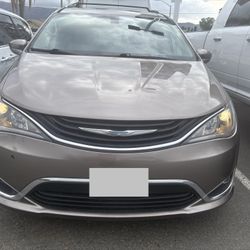 2018 Chrysler Pacifica Hybrid