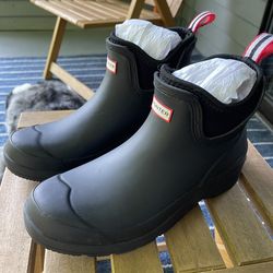 Hunter Chelsea rain boots size 9