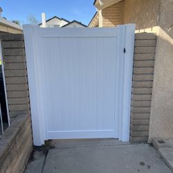 Vinyl Gates
