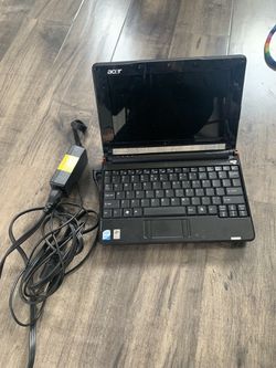 Acer Aspire One 9” Laptop Mini