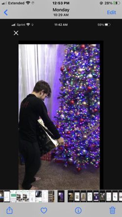  Christmas Tree With 5000 lights!!!! Gorgeous Tree!