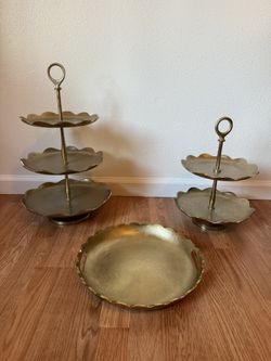 Elegant Gold Metal Serving Set of 3 – Tiered Trays & Round Platter