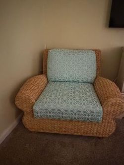 BIG CHAIR