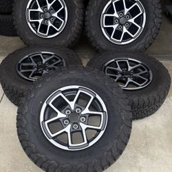 Jeep Wrangler Rubicon Factory Wheels Tires