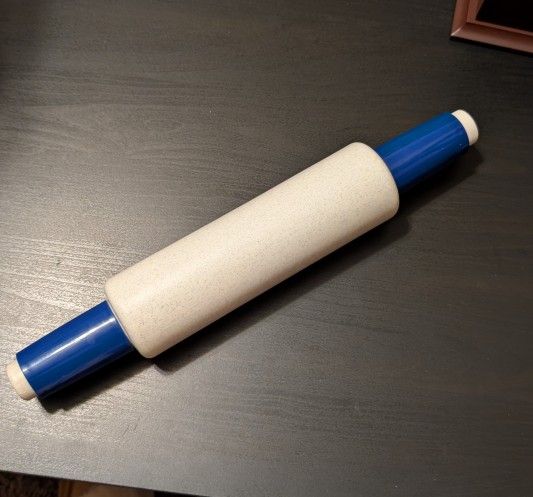 Tupperware Fill N Chill Rolling Pin