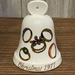 Christmas Bell by Noritake - 1977 - 5 Golden Rings