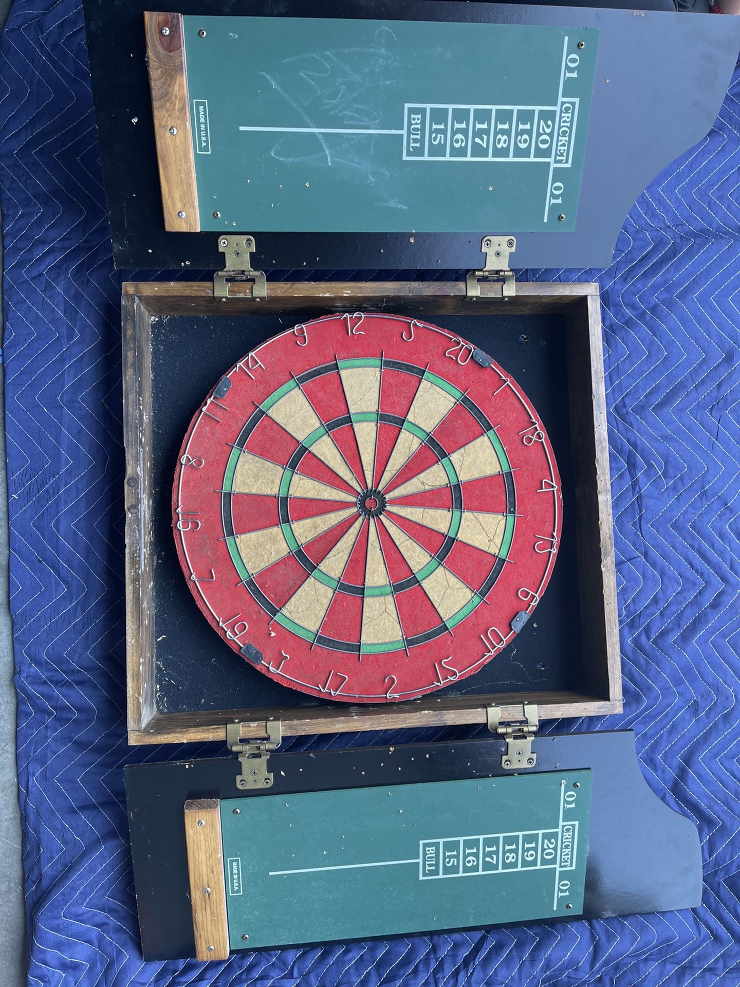 VINTAGE DART WOOD BOARD