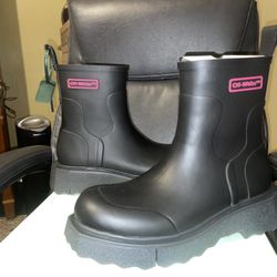OFF-WHITE Black Logo Sponge Boots Size 44/EU 11/US