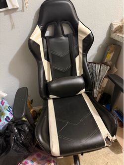 Gaming chair