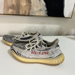 adidas Yeezy Boost 350 V2Zebra