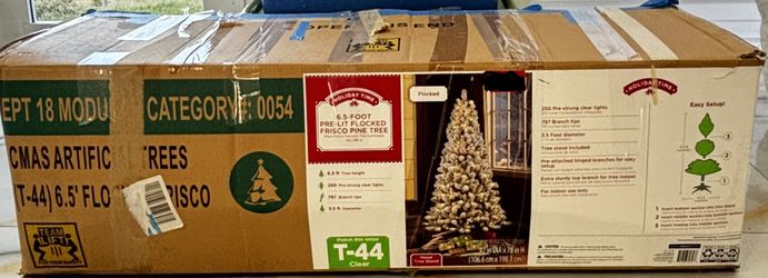 Christmas tree 6.5 feet