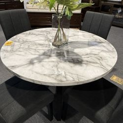 5 Pc Dining Table 