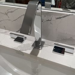 Faucets 2 Of Them,   Kohler 