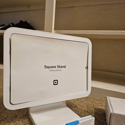 Square stand w/ Card Reader