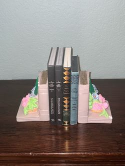 Vintage Chalkware Floral Bookends • Plaster Faux Book Display Decor • Cottagecore