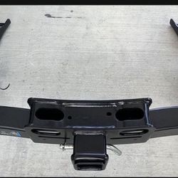 (402) 2022 Ford F450 hitch receiver