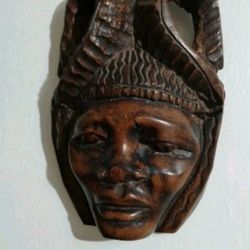 VINTAGE HAND CARVED WOODEN WALL ART - MASK 9"×5" - M98